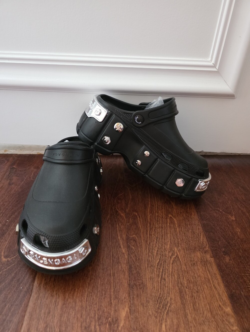 Balenciaga crocs Size 6